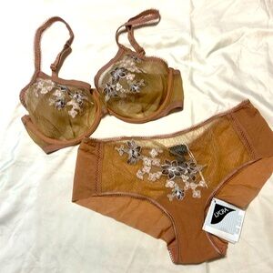 NWT La Perla Intimatates Matching Set
US (L)
